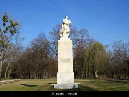Budapest, 10 March 2018Memorial of Polish legionists in N?pliget.Lengyel l?gionist?k eml?km?ve a N?pligetben. 1935-ben ?ll?tott?k fel, Pankotai Farkas B?la szobr?sz alkot?sa.-stock-foto