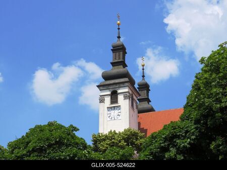 Trnava (Nagyszombat), 27 May 2018Cathedral St. John the Baptist's Towers.A Keresztel? Szent J?nos katedr?lis tornyai.-stock-foto