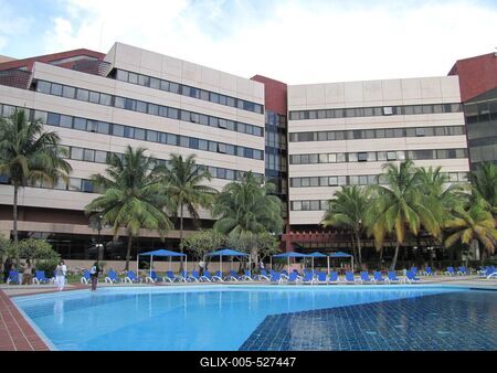 Havana, 26 January 2015Hotel Continental Miramar's park.A Continental Miramar sz?lloda Havanna Miramar ker?let?ben.-stock-foto