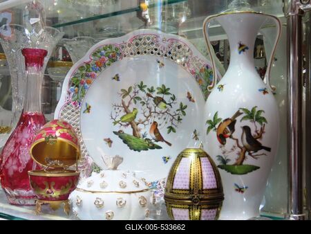 Herend porcelain - Budapest - Traditional art-stock-foto