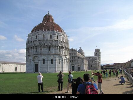 Pisa, Square of Miracles (Piazza dei Miracoli) - Italy-stock-foto