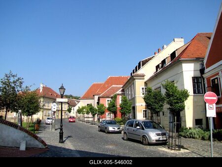 K?szeg (Hungary), 13 September 2016.Street of K?szeg.A Rajnis utca..-stock-foto