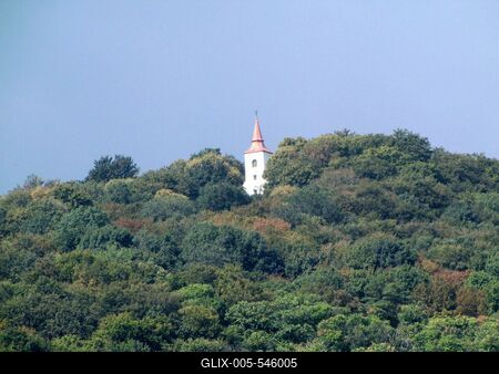 St. Vid Mountain (Hungary), 13 Septembeer 2016.St. Vid Mountain Chapel near K?szeg City.A Szent Vid hegyi k?polna.-stock-foto