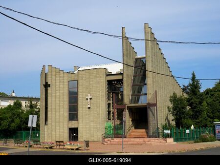 Budapest, 24 August 2017The All Saints Church near the Farkasr?t Cemetery.A Mindszentek Pl?b?nia a f?v?ros XII. ker?let?ben, a Hegyalja ?t 139. sz. alatt.-stock-foto