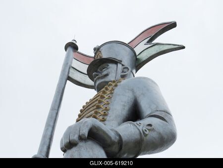 Michael the Hussar statue - Pékozd - Hungary-stock-foto