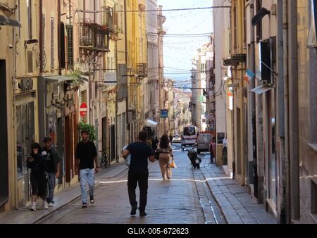 Sassari .- Sardinia - Corso Vittorio Emanuele II - Italy-stock-foto