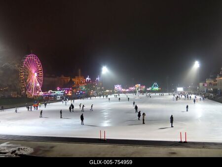 Budapest - City Park skating rink - Ferris wheel - Christmas lights-stock-foto