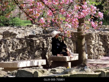 Easter on Margaret Island - Budapest - People - Nature - Spring-stock-foto