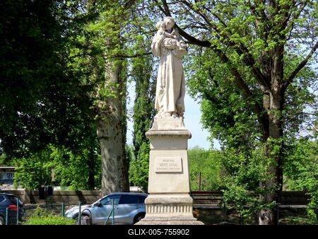 Statue of Saint Anthony of Padua - Esztergom - Hungary-stock-foto