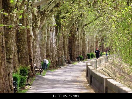 Esztergom The Little Danube Promenade - Hungary-stock-foto