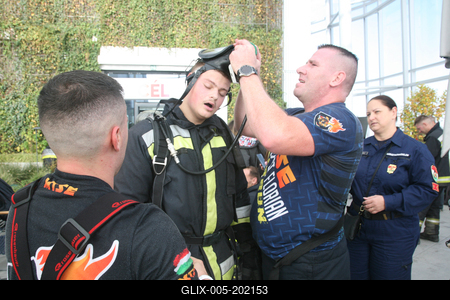 Országos Tűzoltó Lépcsőfutó Bajnokság Budapesten-stock-foto