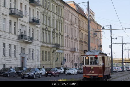 Historic tram in Budapest-stock-foto
