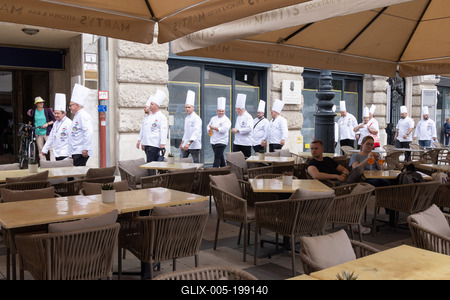 Cook procession in Budapest-stock-foto