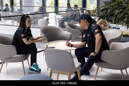 Stair running competition in MOL Campus tower in Budapest-stock-foto