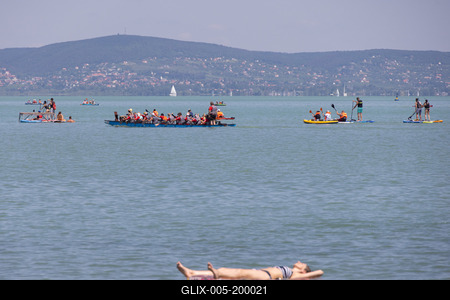 Balaton Cross Paddling in Hungary-stock-foto