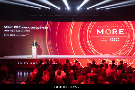 PPE engine production starts in Gyor Audi factory-stock-foto