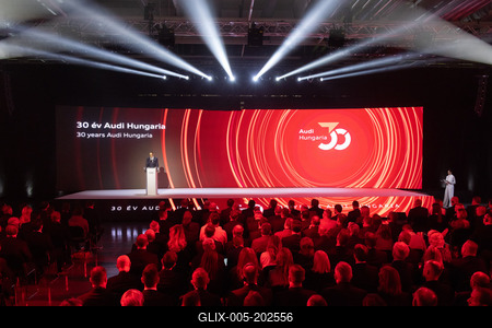 PPE engine production starts in Gyor Audi factory-stock-foto