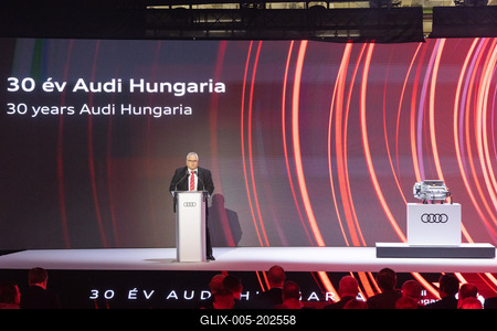 PPE engine production starts in Gyor Audi factory-stock-foto