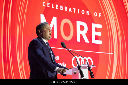 PPE engine production starts in Gyor Audi factory-stock-foto