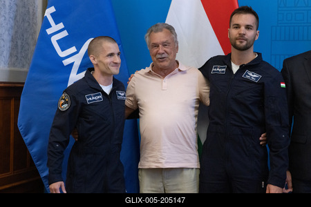 Gyula Cserenyi, Bertalan Farkas and Tibor Kapu (HUN)-stock-foto
