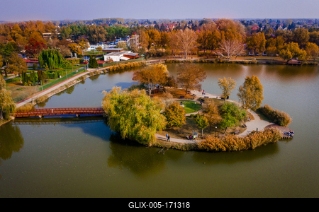 Sóstó ősszel-stock-foto