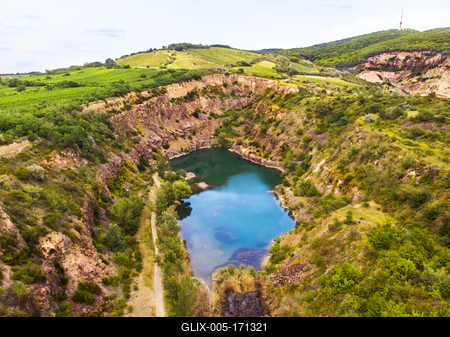 Tarcali bánya tó-stock-foto