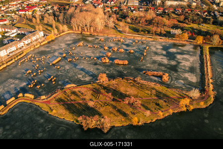 Bujtosi tó-stock-foto