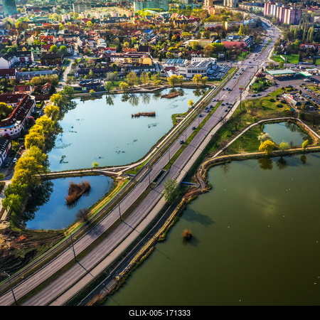 Bujtosi tó-stock-foto