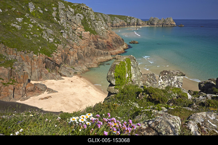 Pednvounder Beach and Treen Cliffs at Porthcurno, Cornwall, England, U.K.-stock-foto