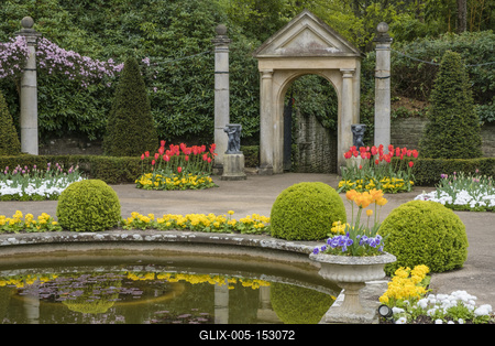 Compton Acres Garden Pond, Canford Cliffs, Poole, Dorset, England, UK-stock-foto
