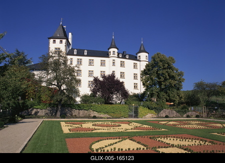 Berg castle at Perl-Nennig, Saarland, Germany, Europe-stock-foto