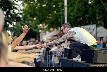 Újfehértó Fürtös fesztivál 2019. Fellépő sztárvendég Csordás Tibor.-stock-foto