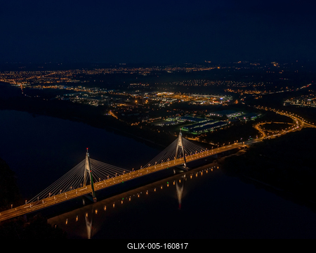 Megyeri bridge with Danube river, Budapest, Hungary-stock-foto