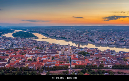 Aerial photo of Buda Castle with Danube river, Budapest, Hungary-stock-foto