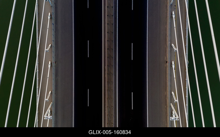 Megyeri bridge with Danube river, Budapest, Hungary-stock-foto