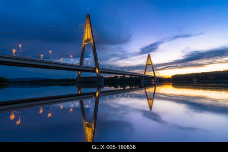 Megyeri bridge with Danube river, Budapest, Hungary-stock-foto