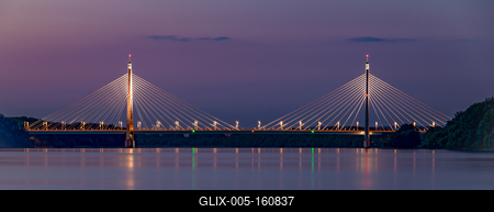 Megyeri bridge with Danube river, Budapest, Hungary-stock-foto