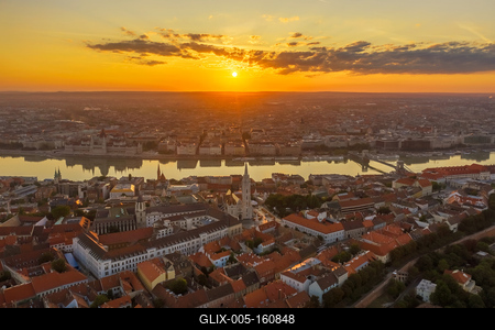 Aerial photo of Buda Castle with Danube river, Budapest, Hungary-stock-foto