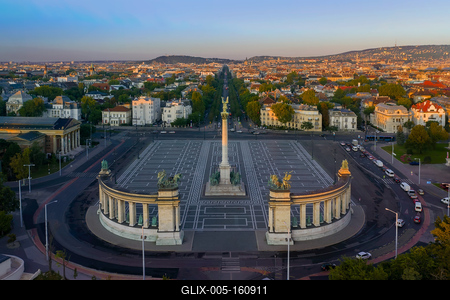 Millenium Monument, Heroes Square, Budapest-stock-foto