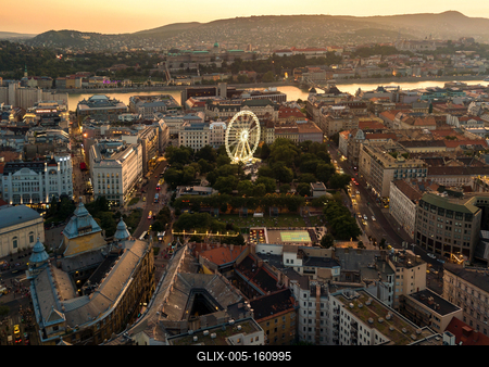 Aerial view of downtown Budapest, Hungary-stock-foto