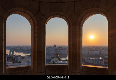 Sunrise in Budapest, Hungary-stock-foto
