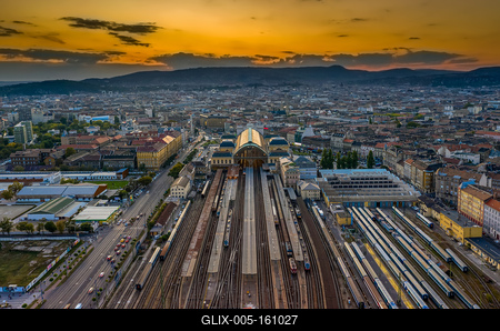 Keleti railway station in Budapest, Hungary-stock-foto