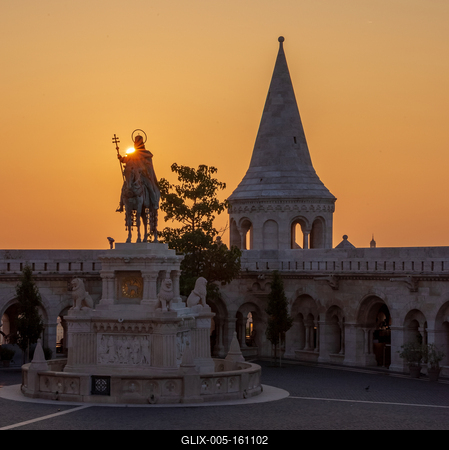 St. Stephen monumnet in the Fishermans bastion-stock-foto