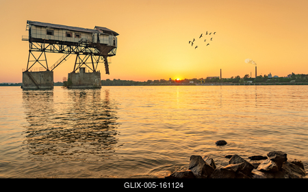 Esztergom's abandonded coal loader.-stock-foto