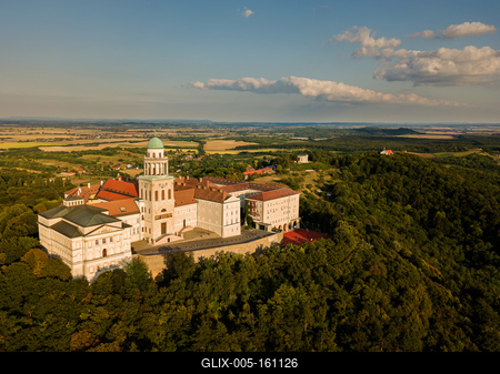 Pannonhalama Benedictine abbey.-stock-foto