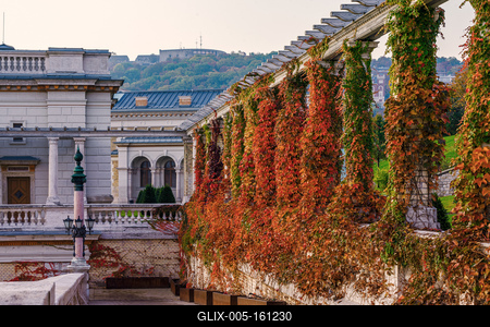 Varkert bazar in Budapest.-stock-foto