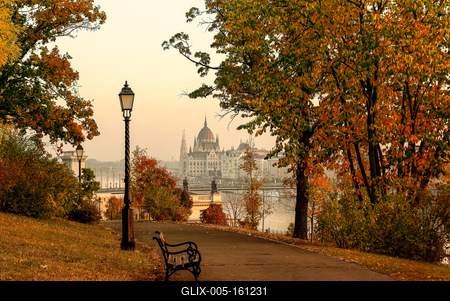 Budapest morning cityscape with hungarian parliament.-stock-foto