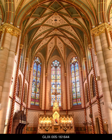 St. Elizabeth Parish Church of Árpád House is a less famous church in Budapest. Absoulutely beautiful place with amazing interior.⁣ Neogothic style historical churc in Budapest downtown-stock-foto