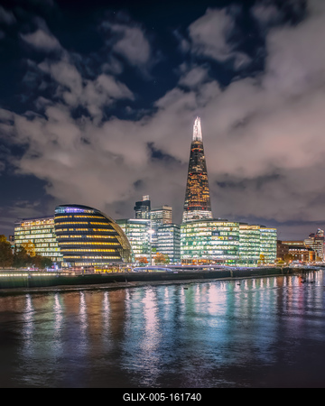 London Cityscape about the bank of Thames river.-stock-foto