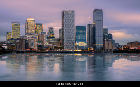 Canary wharf cityscape with reflection.-stock-foto